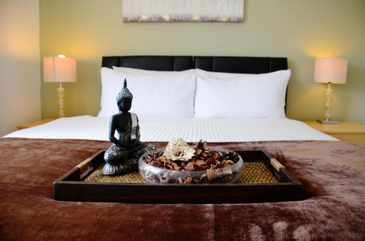 Dreams Serviced Accommodations- Staines/Heathrow Stanwell Eksteriør billede