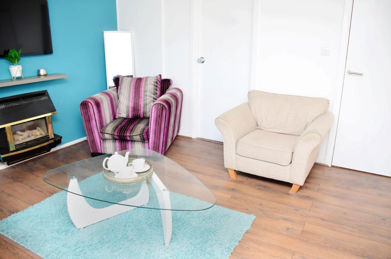 Dreams Serviced Accommodations- Staines/Heathrow Stanwell Eksteriør billede